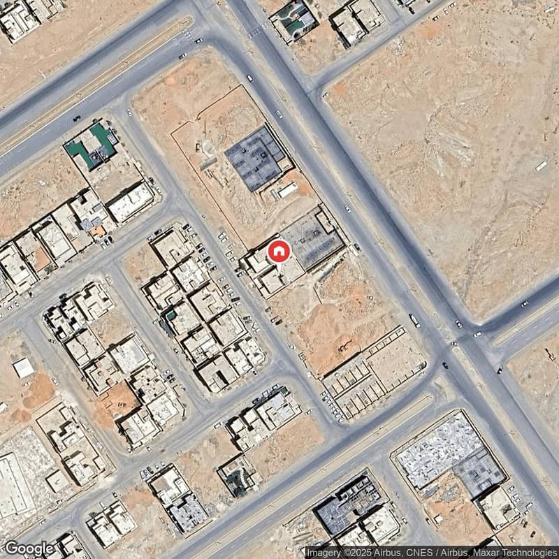 A floor consisting of 7 bedrooms for rent in Al Mahdiyah, Riyadh