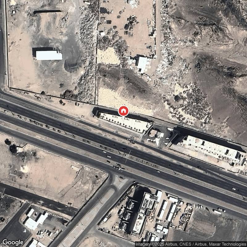 Exhibition Building For Rent in Tayba, Madina