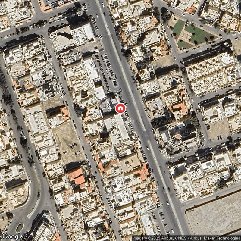 مبنى معرض للإيجار في النعيم، جدة