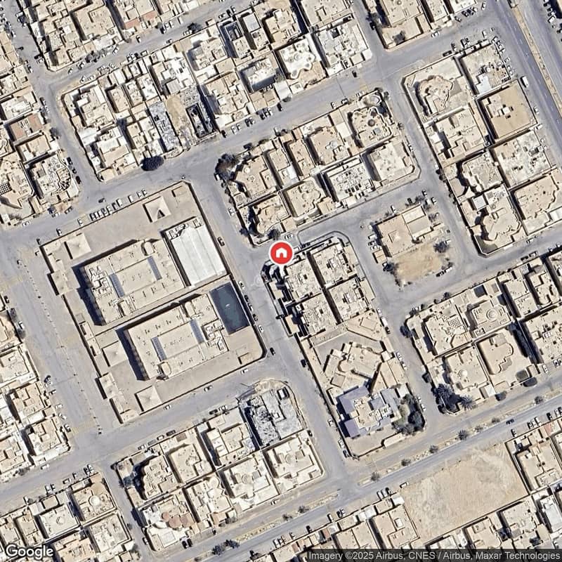Floor For Sale in Al Nuzhah, Riyadh
