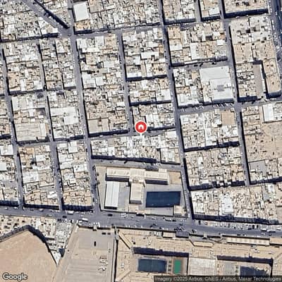 7 Bedroom Villa for Sale in Central Riyadh, Riyadh - For sale, a one and a half story house with a roof in the Al-Salhiyah neighborhood of Riyadh.