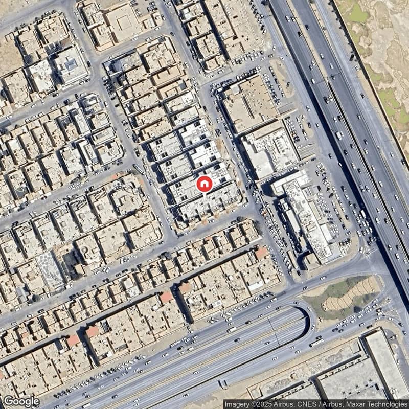 فيلا للبيع في اليازمن، الرياض