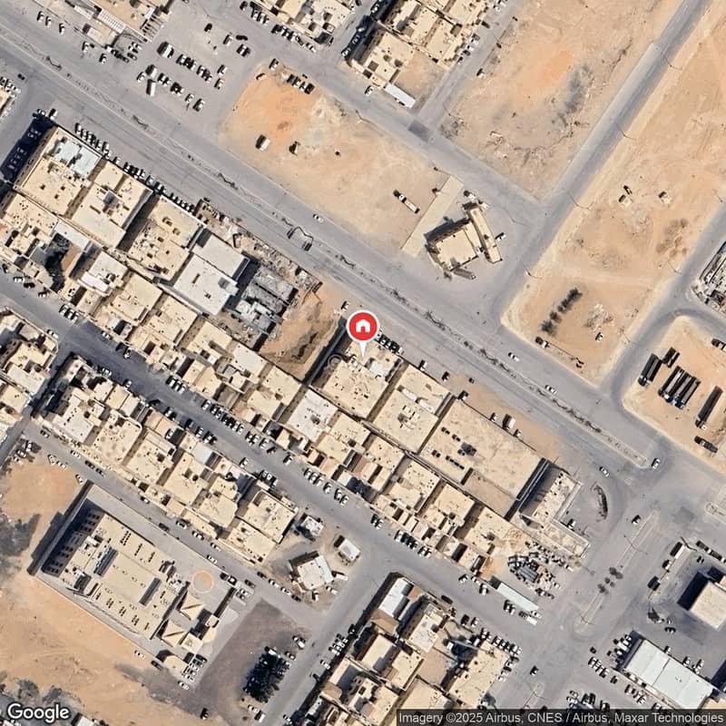 مبنى معرض للإيجار في حي الندوة، الرياض