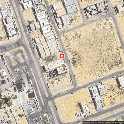 Residential Building for Sale in Al-Basatin District - Buqayq, Buqayq - Building For Sale in Al-Basatin District - Buqayq