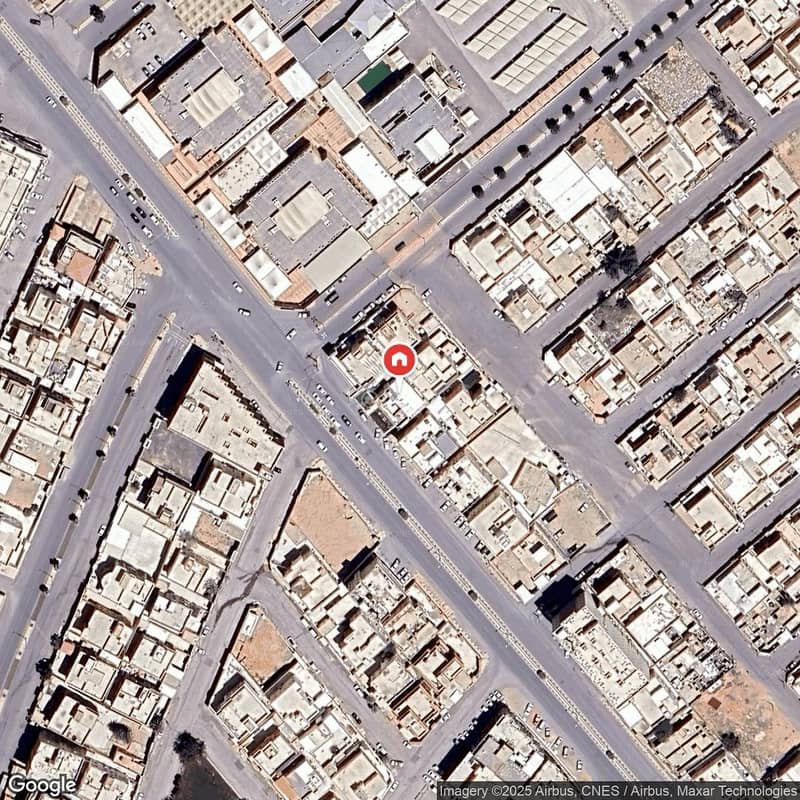 مبنى للإيجار في الديرة، البكيرية
