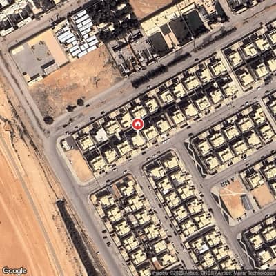 فیلا 4 غرف نوم للبيع في شرق الرياض، الرياض - للبيع فيلا دوبلكس فاخرة بالضاحية حي الرمال