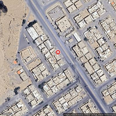 فیلا 4 غرف نوم للبيع في غرب الرياض، الرياض - ارض تجاريه مقام عليها فيلا قديمه