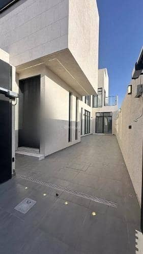 Villa For Sale in Al Mahdiyah, Riyadh