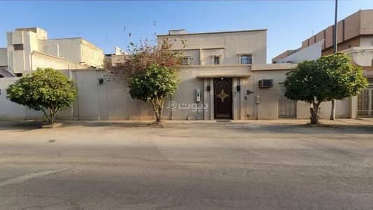 فیلا 5 غرف نوم للبيع في وسط الرياض، الرياض - فيلا مكونة من 5 غرف نوم للبيع في الملز، الرياض