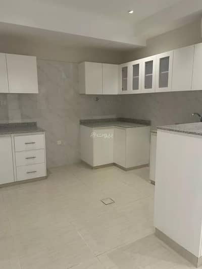 5 Bedroom Villa for Sale in Al Rakah Al Shamaliyah, Dammam - Villa For Sale in Al Rakah Al Shamaliyah, Dammam
