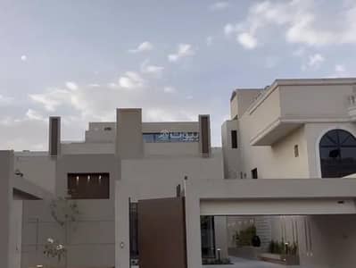 11 Bedroom Villa for Sale in North Riyadh, Riyadh - Villa For Sale in Al Malqa, Riyadh