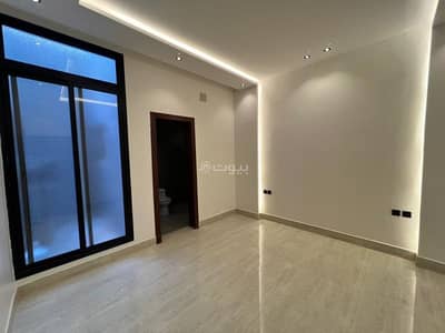 4 Bedroom Floor for Sale in East Riyadh, Riyadh - An upper floor for sale in the Al-Rimal neighborhood, Rebal plan.