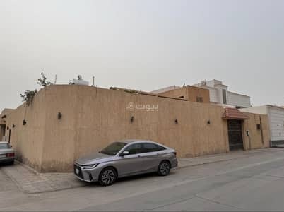 فیلا 6 غرف نوم للبيع في وسط الرياض، الرياض - فله بحي الملز للبيع جنوب ملعب الامير فيصل بن فهد