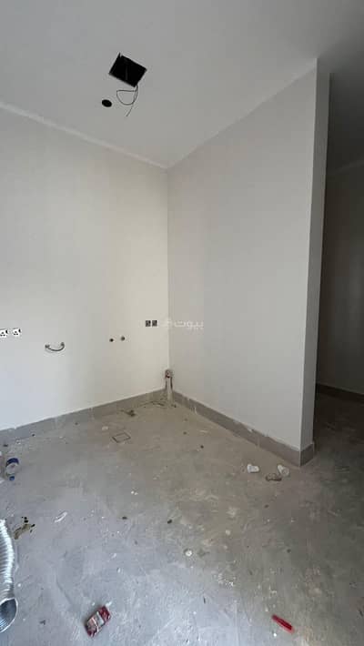 5 Bedroom Villa for Sale in West Riyadh, Riyadh - Villa consisting of 5 bedrooms for sale in Mahdia