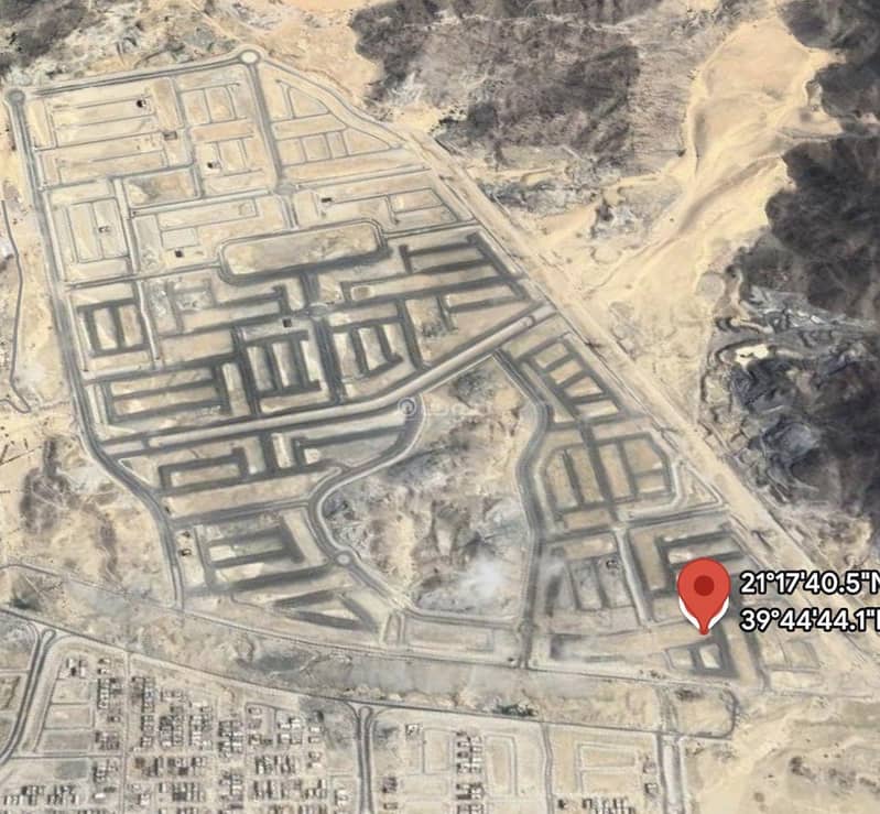Residential land for sale in Al-Falaq Al-Jadid neighborhood