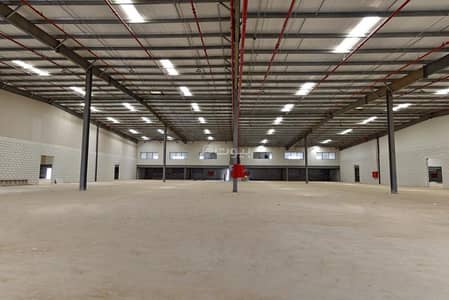 Warehouse for Rent in King Abdullah Economic City - Warehouse for rent with easy and fast loading and unloading services