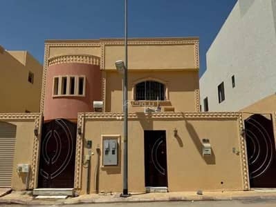 دور 6 غرف نوم للبيع في شمال الرياض، الرياض - طابق للبيع في الصحافة، الرياض