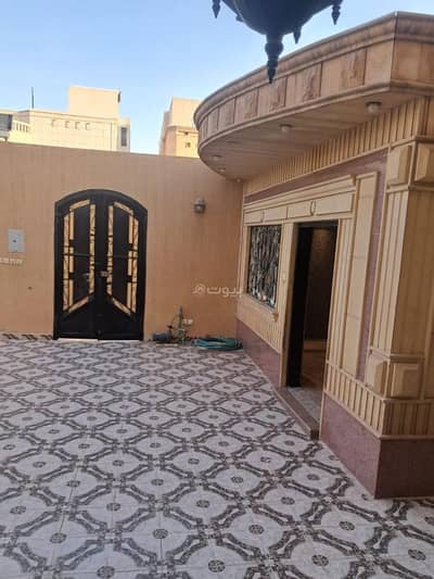 دور 4 غرف نوم للايجار في شرق الرياض، الرياض - حي القادسية الرياض