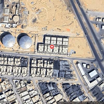دور 5 غرف نوم للبيع في غرب الرياض، الرياض - طابق للبيع في تwise, الرياض