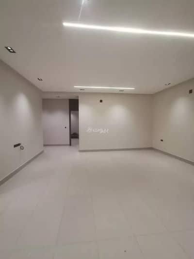 4 Bedroom Floor for Sale in East Riyadh, Riyadh - Property for Sale
