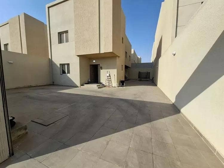 فيلا للبيع في الجنادرية، الرياض