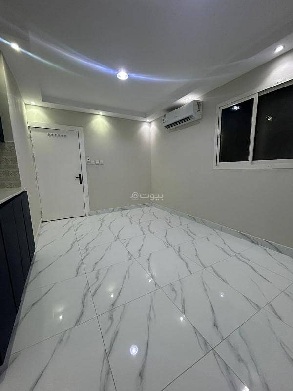 Studio for rent in Seville, Al-Sahabah Street