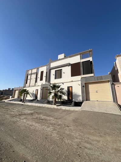10 Bedroom Villa for Sale in North Jeddah, Jeddah - Villa apartment system in North Obhor for sale