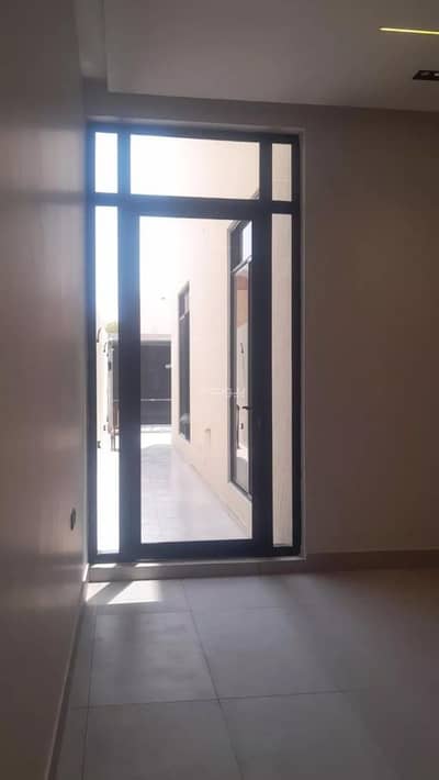 دور 11 غرف نوم للبيع في شرق الرياض، الرياض - دور للبيع في شارع الداهنة, حي الخليج, مدينة الرياض, منطقة الرياض