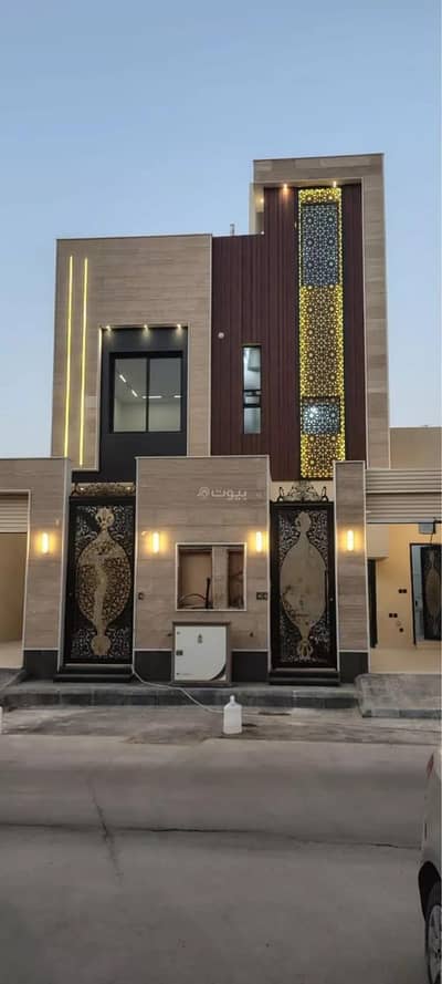 5 Bedroom Floor for Sale in East Riyadh, Riyadh - Property for Sale