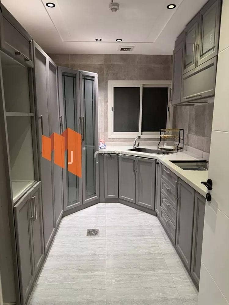 شقة استوديو للإيجار في الحمرا، الخبر