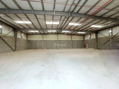 Warehouse for Rent in Airport, Bishah - Warehouse for rent equipped with civil defense requirements in the heart of Bisha