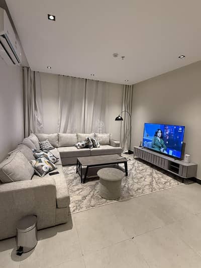3 Bedroom Apartment for Rent in Al Hamra, Al Khobar - 3-bedroom apartment for rent in Al-Hamra and a luxury studio