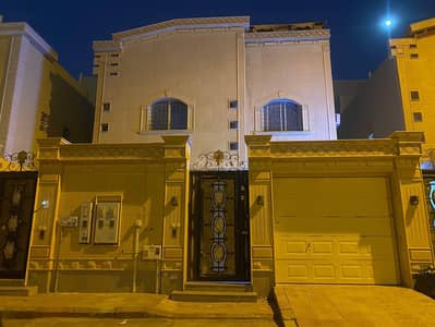 3 Bedroom Apartment for Rent in South Riyadh, Riyadh - Apartment for rent - Al-Okaaz Neighborhood