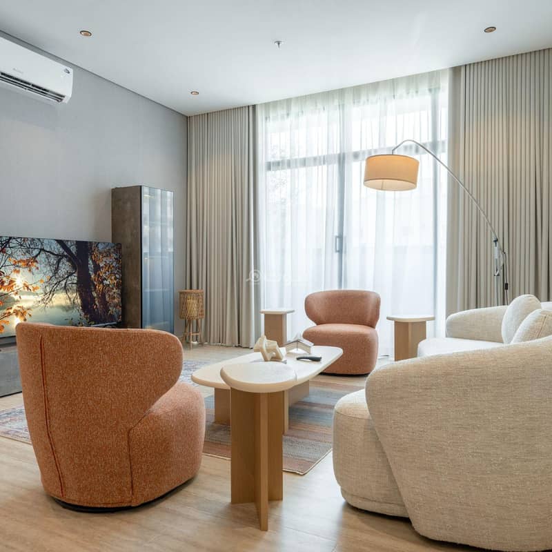 VIP Spacious 2BR • Self-Entry • Private Parking