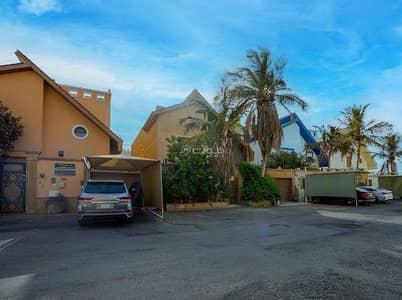 فیلا 6 غرف نوم للبيع في شمال جدة، جدة - فيلا واسعه للبيع بحي المحمدية في جدة بإطلالة خلابة وخدمات متكاملة