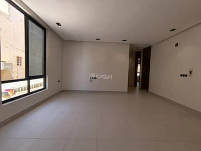 3 Bedroom Floor for Sale in East Riyadh, Riyadh - House for sale in Al Khaleej, Riyadh