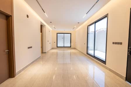 5 Bedroom Villa for Sale in East Riyadh, Riyadh - Villa for sale in the Tanal neighborhood, Riyadh