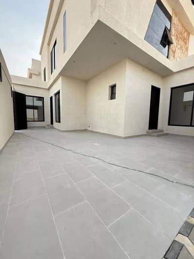 فیلا 5 غرف نوم للبيع في جنوب الرياض، الرياض - فيلا للبيع في شارع حيرة, حي عكاظ, مدينة الرياض, منطقة الرياض