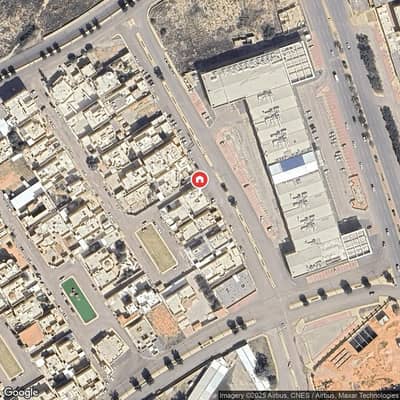 عمارة سكنية 6 غرف نوم للبيع في الفاخرية، عنيزة - للبيع عمارة تجارية سكنية بحي الفيضة بعنيزة