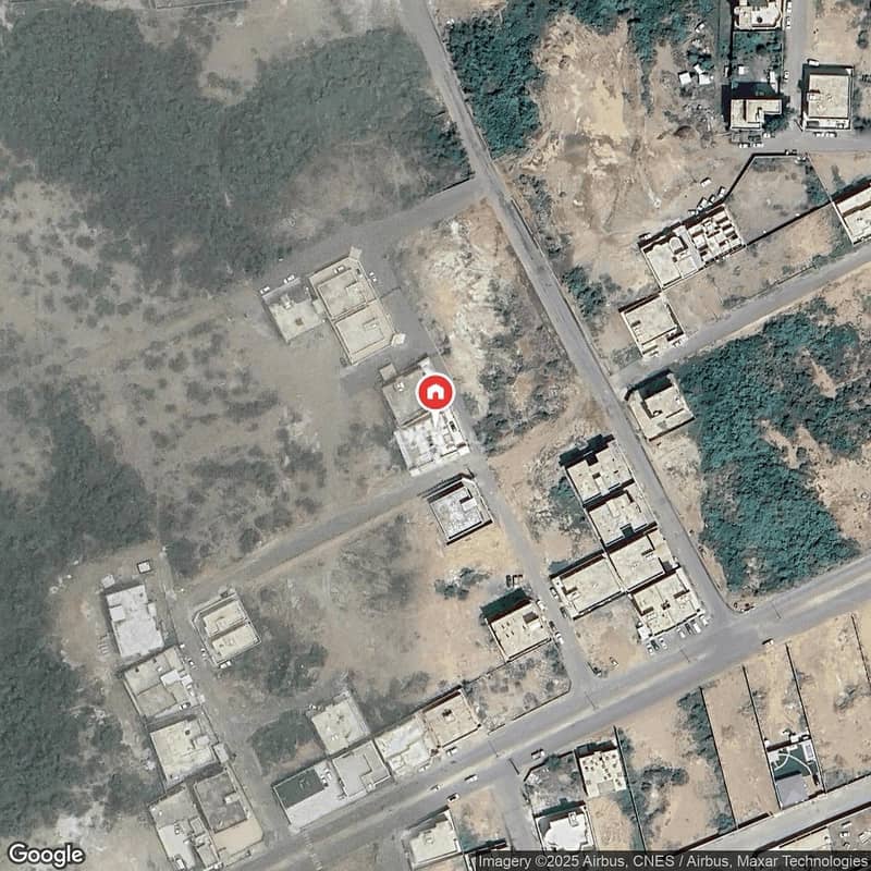 Residential building consisting of 4 bedrooms for sale in Al Eidabi.