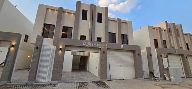 دور 3 غرف نوم للبيع في جنوب الرياض، الرياض - دور للبيع في عكاظ، الرياض