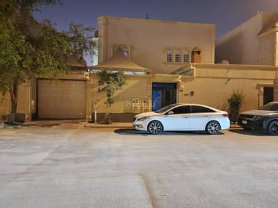 8 Bedroom Villa for Sale in North Riyadh, Riyadh - Villa for sale - Al Aqeeq neighborhood