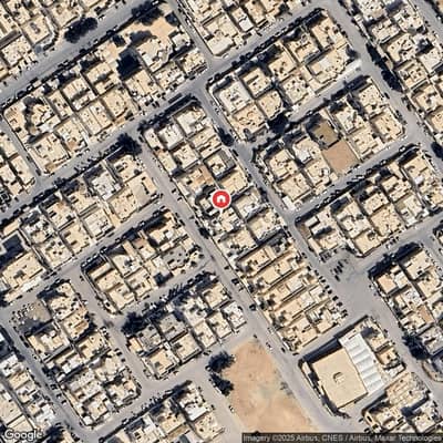 7 Bedroom Villa for Sale in East Riyadh, Riyadh - Villa with an area of 500 for sale in Al-Andalus neighborhood.