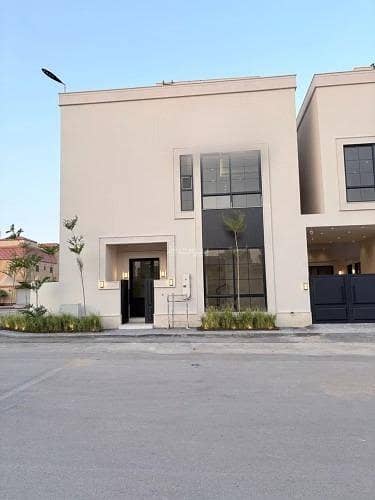 Villa For Sale in Al Mahdiyah, Riyadh Villa For Sale in Al Mahdiyah, Riyadh