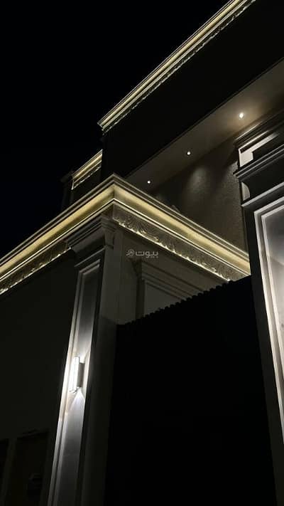 5 Bedroom Floor for Sale in East Riyadh, Riyadh - House for sale in Al-Rimal, Riyadh