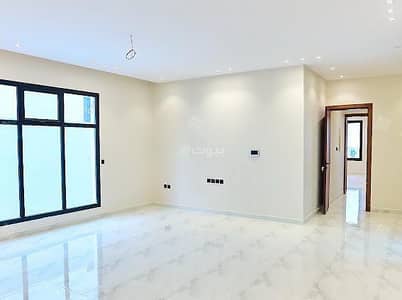 4 Bedroom Villa for Sale in West Riyadh, Riyadh - Separate roles in Al-Mahdiyah