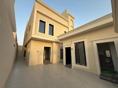 4 Bedroom Flat for Sale in Al Hada, Al Kharj Riyadh Region - Townhouse for sale in Al-Kharj
