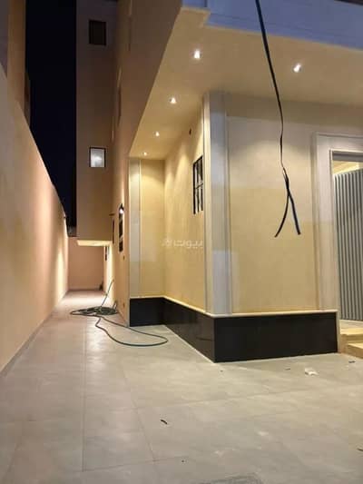6 Bedroom Villa for Sale in West Riyadh, Riyadh - Villa For Sale in Al Uraija Al Gharbiyah, Riyadh