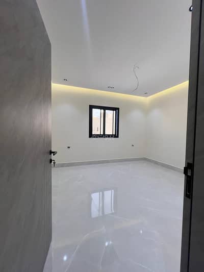 4 Bedroom Apartment for Sale in North Jeddah, Jeddah - Rooftop annex for sale in Jeddah