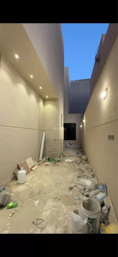 فیلا 4 غرف نوم للبيع في غرب الرياض، الرياض - فيلا للبيع في شارع النخل, حي ظهرة لبن, مدينة الرياض, منطقة الرياض